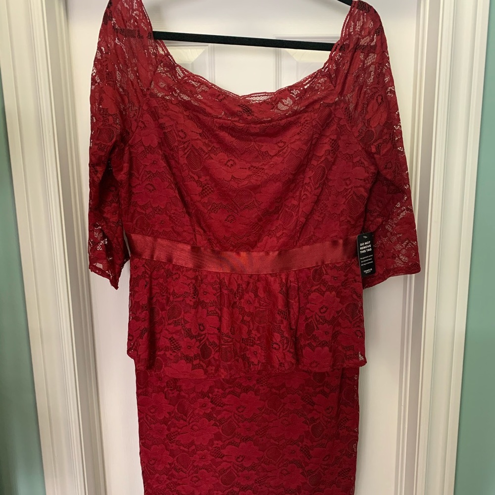 Brand new red lace Torrid dress
